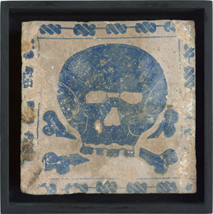 Lot 6324, Auction  111, Spanisch, Vor 1506. Zwei Kacheln: Schädel mit gekreuzten Knochen