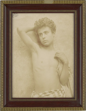 Los 4049 - Gloeden, Wilhelm von - Portrait of a young boy - 0 - thumb