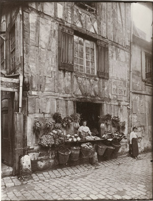 Lot 4081, Auction  113, Atget, Eugène / Pierre Gassmann, Flower vendor, Maison 108 rue Moliere, Rouen