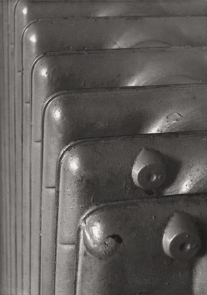 Lot 4385, Auction  114, Thiemann, Elsa, Detail study (Radiator)