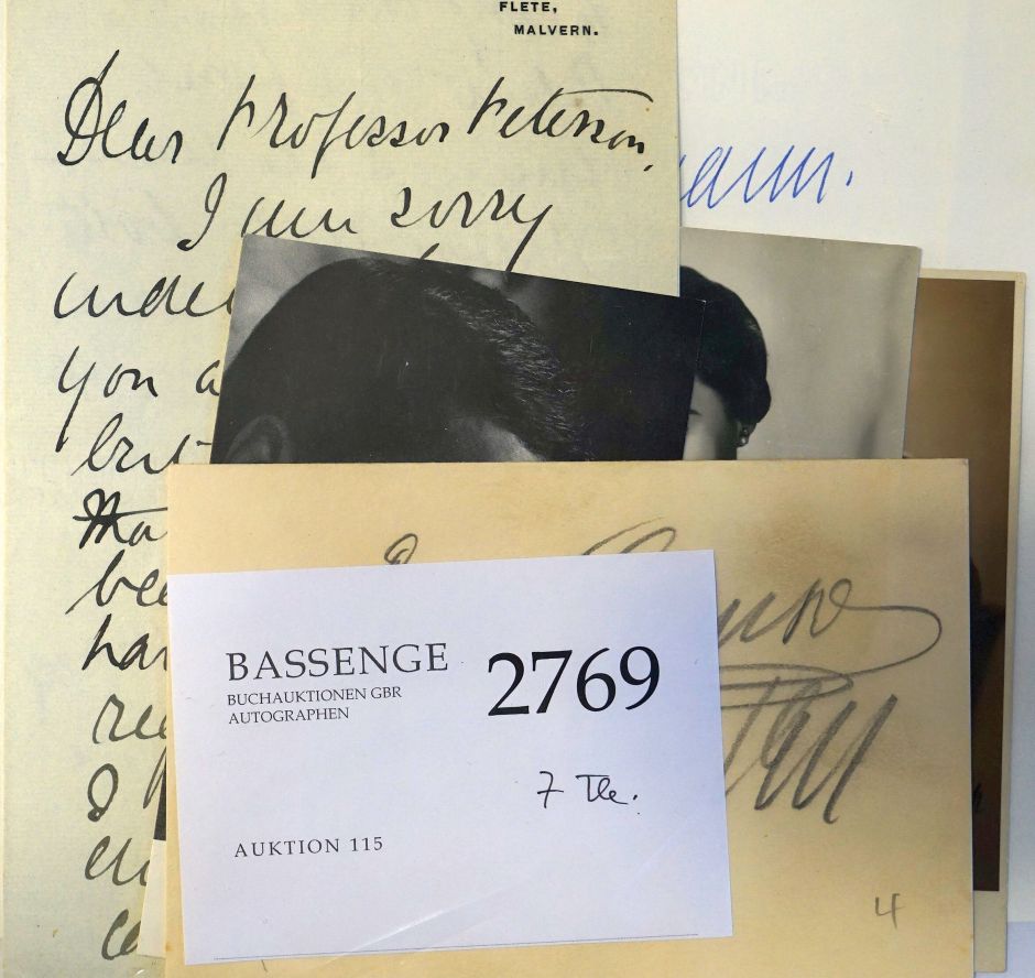 Lot 2769, Auction  115, Sängerinnen und Sänger, 7 Autographen