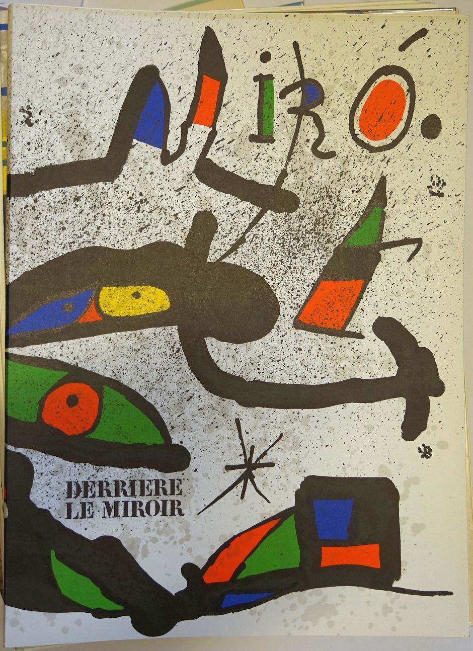 Lot 3078, Auction  115, Derrière le Miroir, Konvolut von 13 Heften + 6 inkomplette Ausgaben