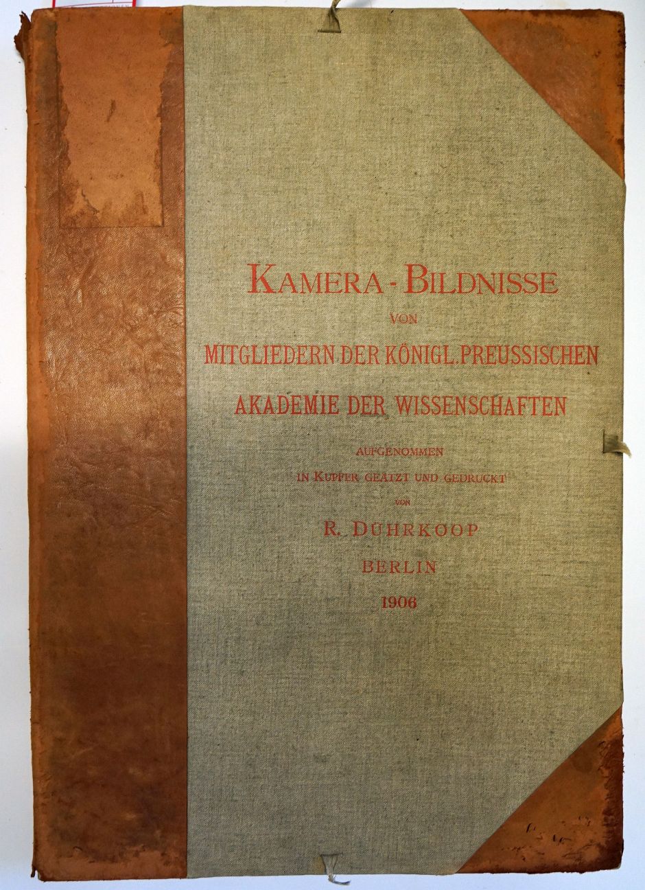 Lot 3494, Auction  115, Dührkoop, Rudolf, Kamera-Bildnisse