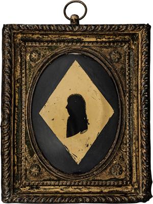Lot 6453, Auction  116, Deutsch, um 1790/1800. Miniatur Gold-Eglomisé Silhouetten Portrait eines jungen Mannes im Profil nach links