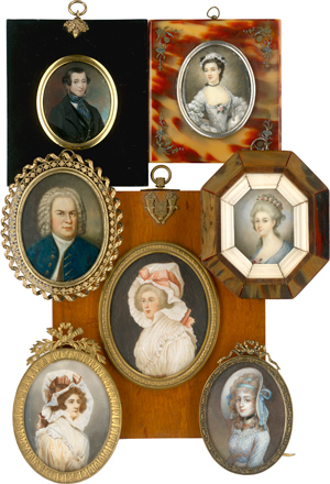 Lot 6565, Auction  116, Englisch, um 1830/1840. Miniatur Portrait eines schwarz gekleideten jungen Mannes mit gestreifter blauer Halsbinde