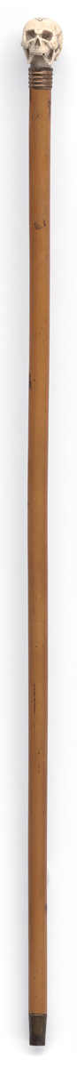 Lot 6432, Auction  117, Deutsch, 19. Jh. Spazierstock mit einem Elfenbein-Totenschädel als Knauf