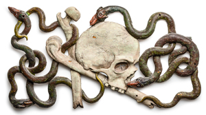 Lot 6482, Auction  117, Alpenländisch, 18. Jh. Totenschädel mit Schenkelknochen und ineinander verschlungenen Schlangen