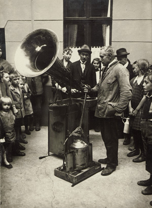 Lot 4250, Auction  119, Press Photography, Selected images of various spectacular events in the 1920s