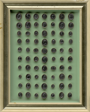 Lot 1221, Auction  120, Daktyliothek, Sammlung von 132 Wachsabdrucken von geschnittenen Kameen
