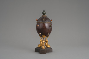 Lot 1670, Auction  120, Kokosnusspokal., Partiell vergoldeter Pokal mit Bronzefuß