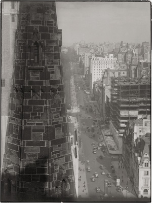 Lot 4202, Auction  120, Hoppé, Emil Otto, View from a Hotel Window