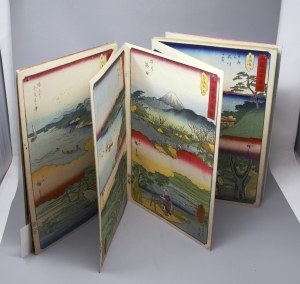 Los 594 - Shosai, Ikkei - Triptychons im Blockbuch. Tokio um 1872 - 9 - thumb
