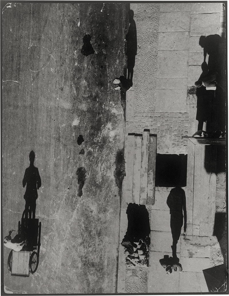 Lot 4236, Auction 126, Umbo, Unheimliche Straße