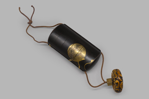 Lot 6421, Auction  127, Inrô, Inrô mit Schirm- und Fächerdekor