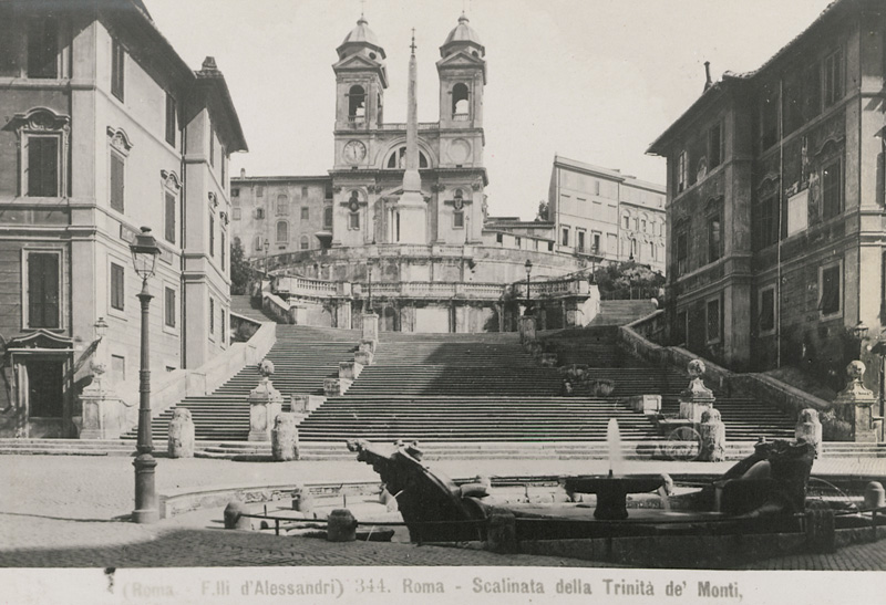 Lot 179, Auction  127, Rom, Fotoalbum mit 30 kartonierte Blätter mit 60 montierten Fotografien