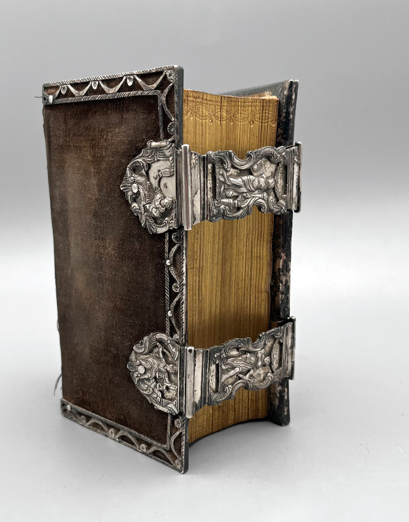 Lot 1223, Auction  127, Silberbeschlagband und Einbände, um 1824