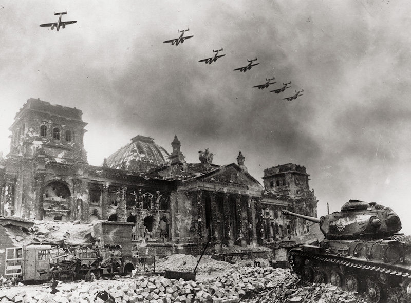 Lot 4152, Auction 127, Chaldej, Jewgeni, Planes over the Reichstag