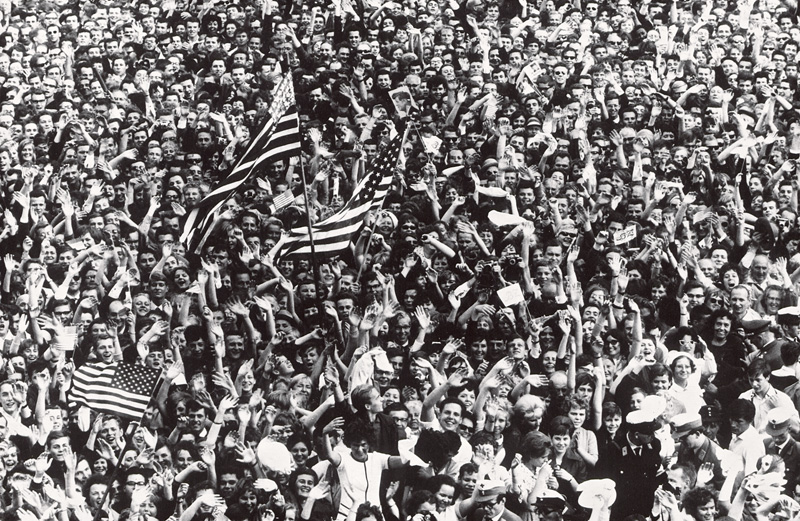 Lot 4201, Auction 127, Jacoby, Max, Crowds listening to John F. Kennedy speaking in front of Rathaus Schöneberg