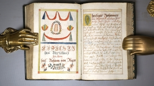 Los 1024 - Geistliches Gebeth Buch - Deutsche Handschrift auf Papier. Mit 12 ganzseitigen Miniaturen.  - 6 - thumb