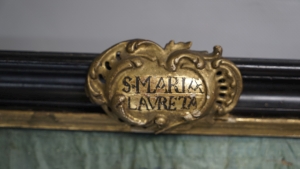 Los 1187 - S. Maria Laureta - Seidenmalerei mit in Silber und Farben auf dunkelgrünem Grund.  - 12 - thumb