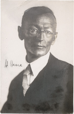 Los 2620 - Hesse, Hermann - 14 Briefe u. 1 signiertes Porträt.1928-1934 - 2 - thumb