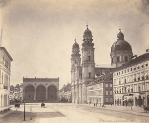 Lot 4049, Auction  128, Hanfstaengl, Franz, Early views of Munich: Die Theatinerkirche und die Feldherrnhalle; Die neue Pinakothek; Das Siegesthor 