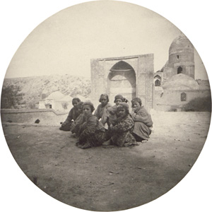 Los 4071 - Nadar, Paul - View of Turkestan - 1 - thumb