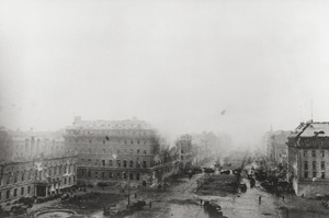 Los 4123 - Chaldej, Jewgeni - Atop the Brandenburg Gate, Berlin, April 1945 - 1 - thumb