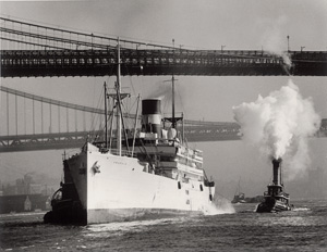 Lot 4141, Auction  128, Feininger, Andreas, Ships on the East River, New York