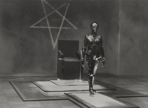 Los 4143 - Film Photography - Brigitte Helm as the Maschinenmensch in the film 'Metropolis' - 1 - thumb