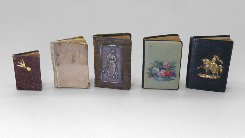 Lot 2089, Auction 128, Fromme, Carl und Miniaturbücher, Frommes Wiener Portemonnai Kalender 1911