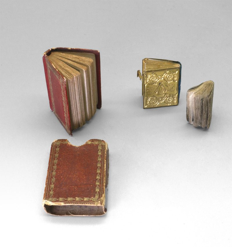 Lot 2093, Auction 128, Marcilly, Alexandre Théodore und Miniaturbücher, Französische "Livres Minuscules". 3 Bände,