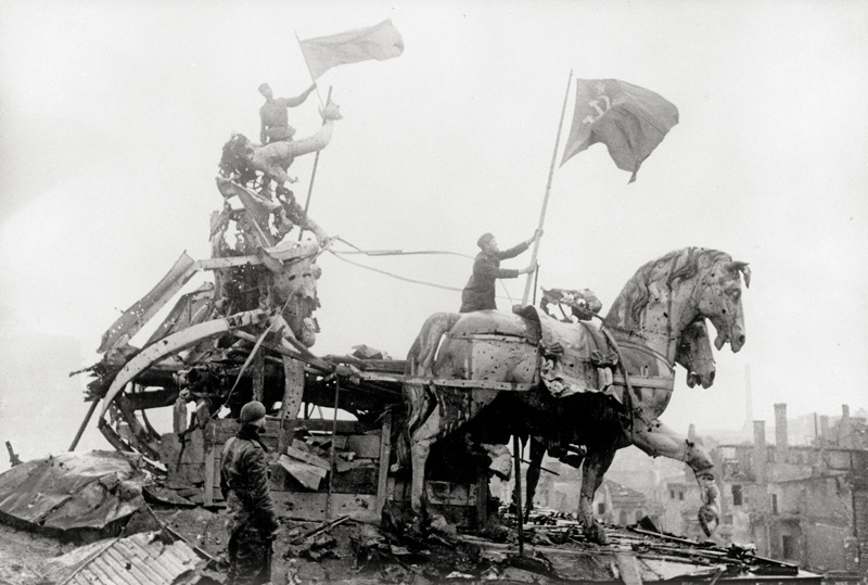 Lot 4123, Auction  128, Chaldej, Jewgeni, Atop the Brandenburg Gate, Berlin, April 1945