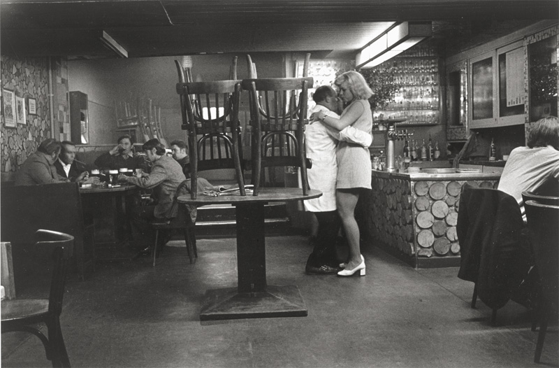 Lot 4223, Auction  128, Ruetz, Michael, Sunday morning in the tavern "Sächsische Schweiz", Zwickau