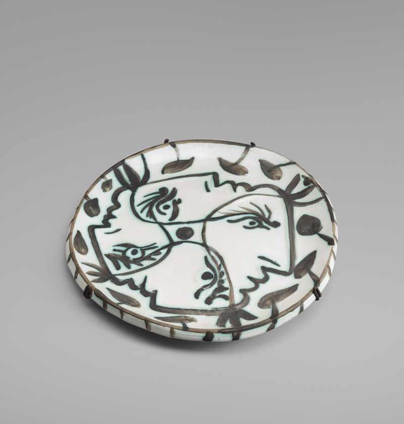 Lot 7149, Auction 128, Picasso, Pablo, Quatre profils enlacés